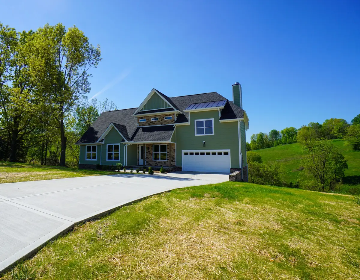 3035 Wixtown Rd, Westmoreland, TN 37186 - #1