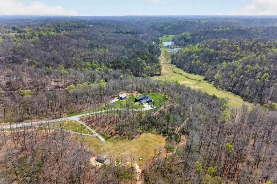 1499 Doe And Fawn Ln, Crawford, TN 38554 - #2