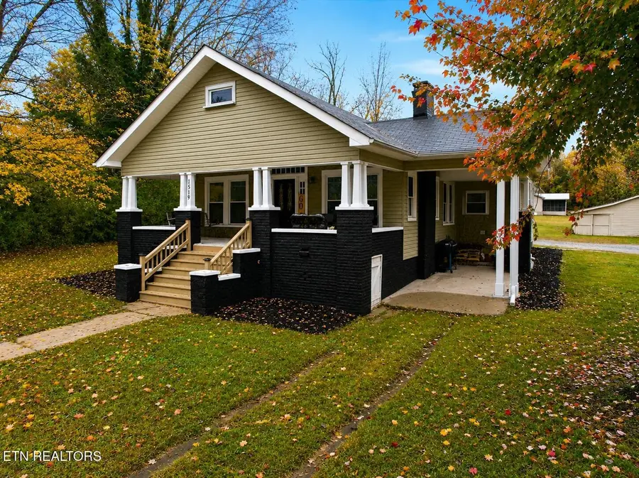 1519 W Madison Ave, Athens, TN 37303 - #3