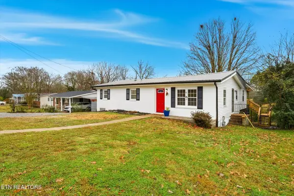 425 Cumberland Ave, Athens, TN 37303