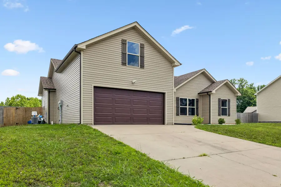 1075 Freedom Dr, Clarksville, TN 37042 - #2