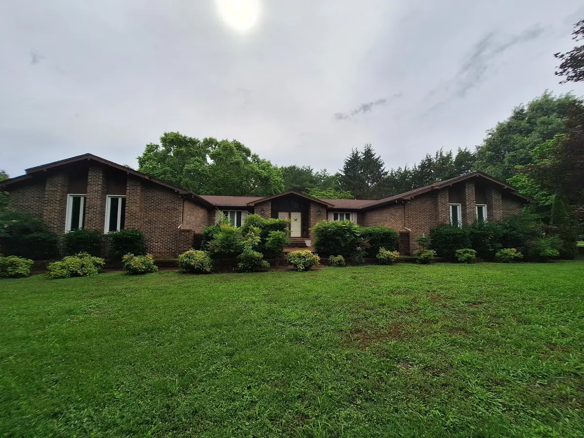 615 Lakeview Way, Winchester, TN 37398 - #1