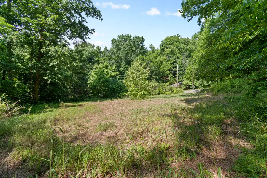 661 Hunters Trl, Nashville, TN 37209 - #2