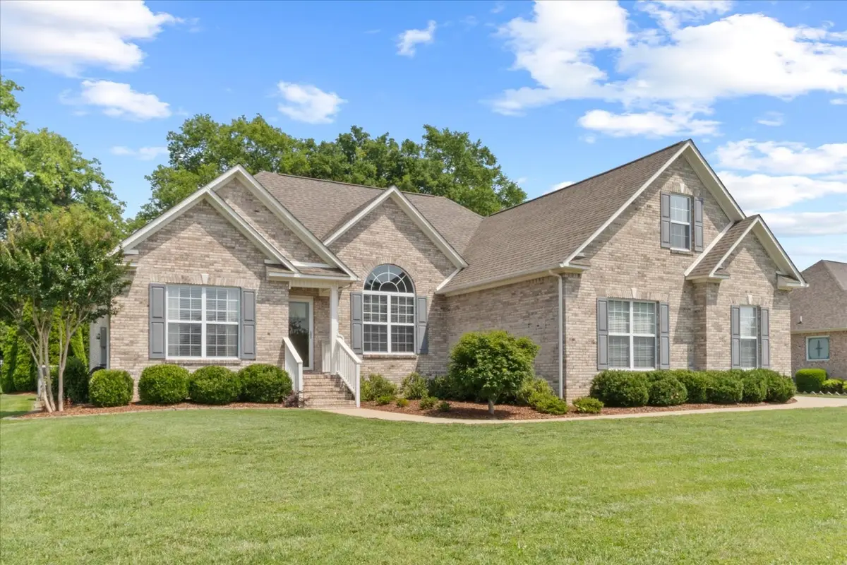 923 Crosby Ct, Columbia, TN 38401 - #1