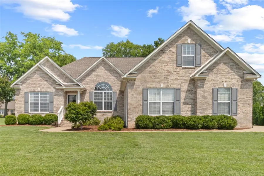 923 Crosby Ct, Columbia, TN 38401 - #2
