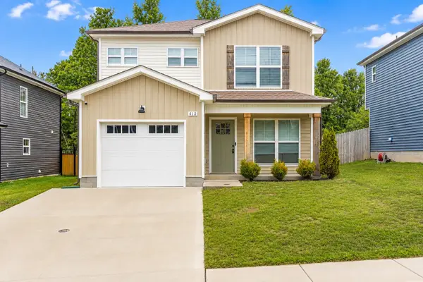 412 Hillside Dr, Clarksville, TN 37040