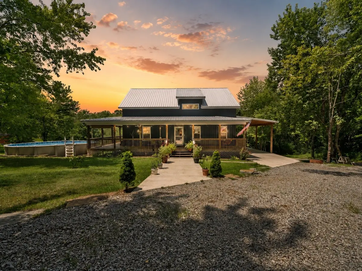509 Iron Hill Rd, Burns, TN 37029 - #1
