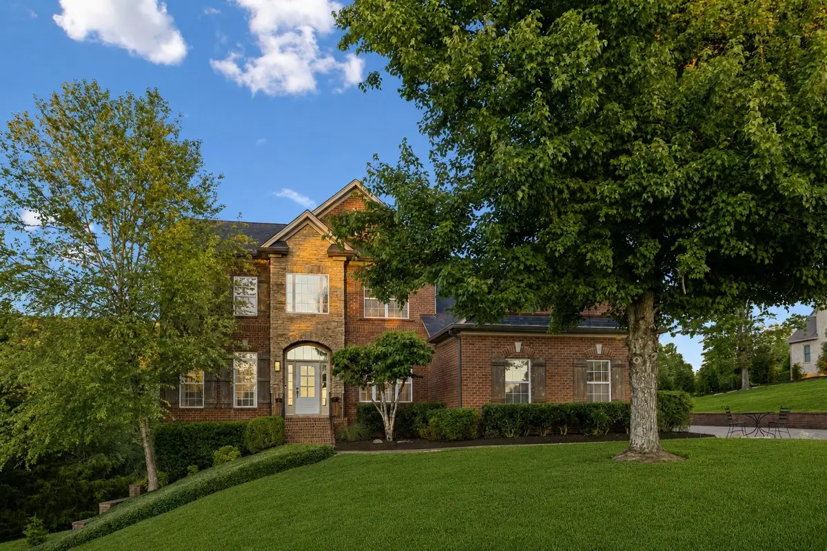 8140 Cloverland Dr, Nashville, TN 37211 - #1