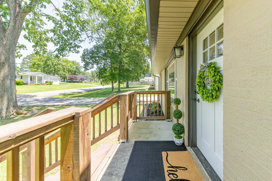 916 Battery Dr, Lewisburg, TN 37091 - #3