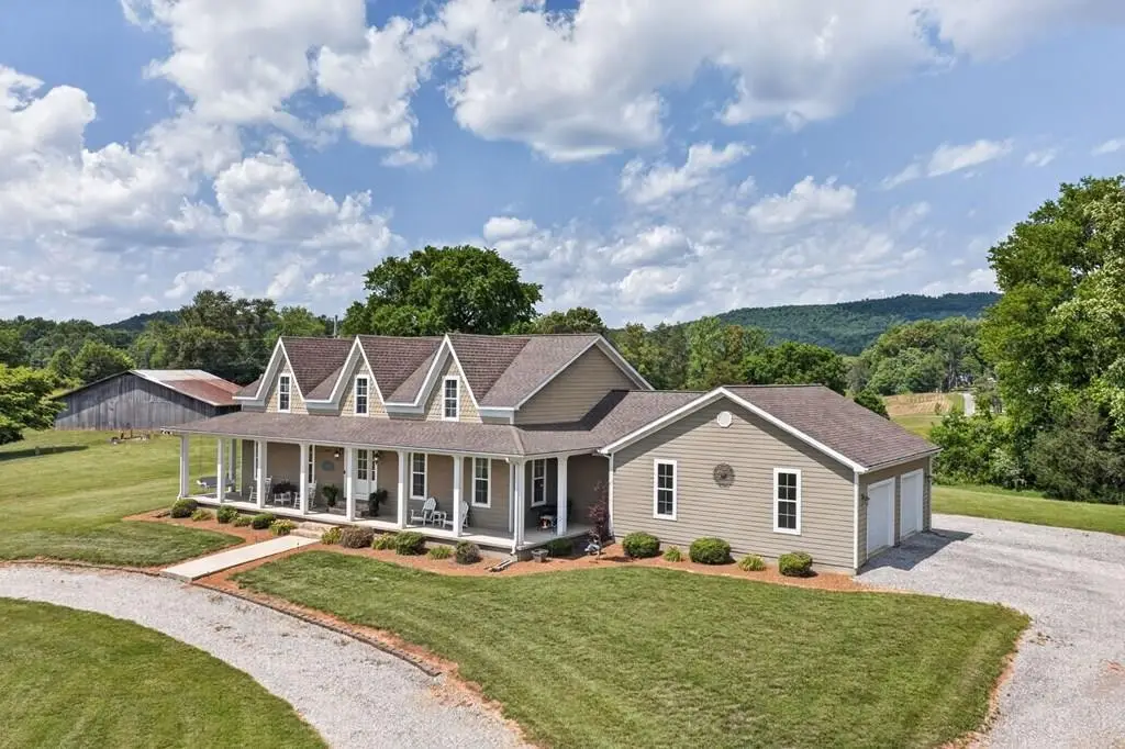 1444 Cherry Creek Rd, Sparta, TN 38583 - #1