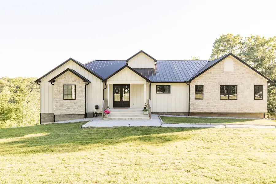 1058 Paiute Trl, Pegram, TN 37143 - #2