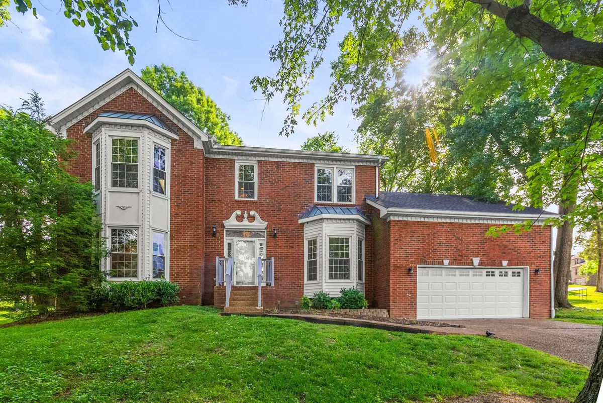 305 Cherokee Trl, Goodlettsville, TN 37072 - #1