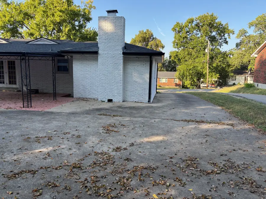 247 Bonnacroft Dr, Hermitage, TN 37076 - #2