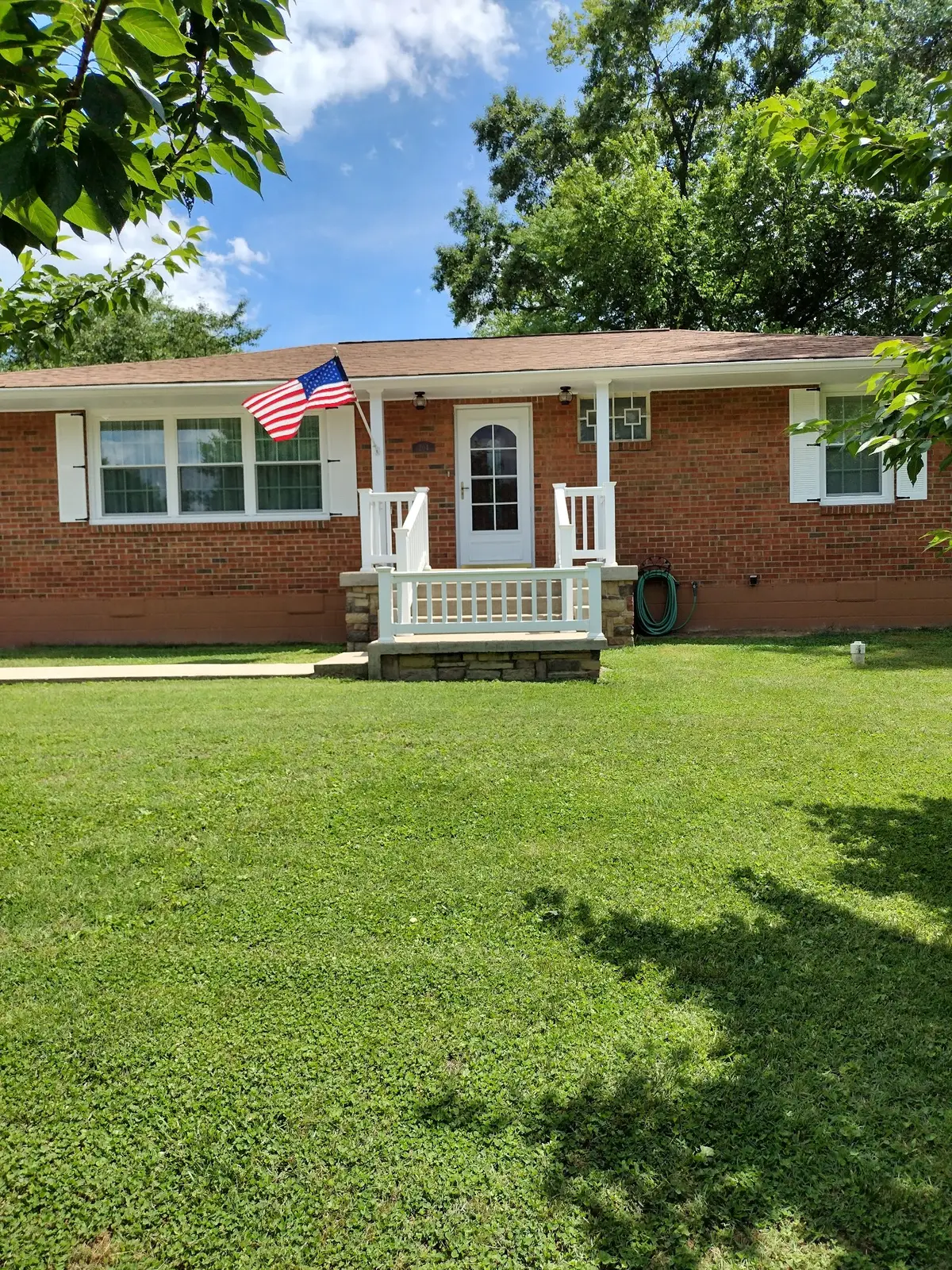 204 Park Ln, Clarksville, TN 37042 - #1