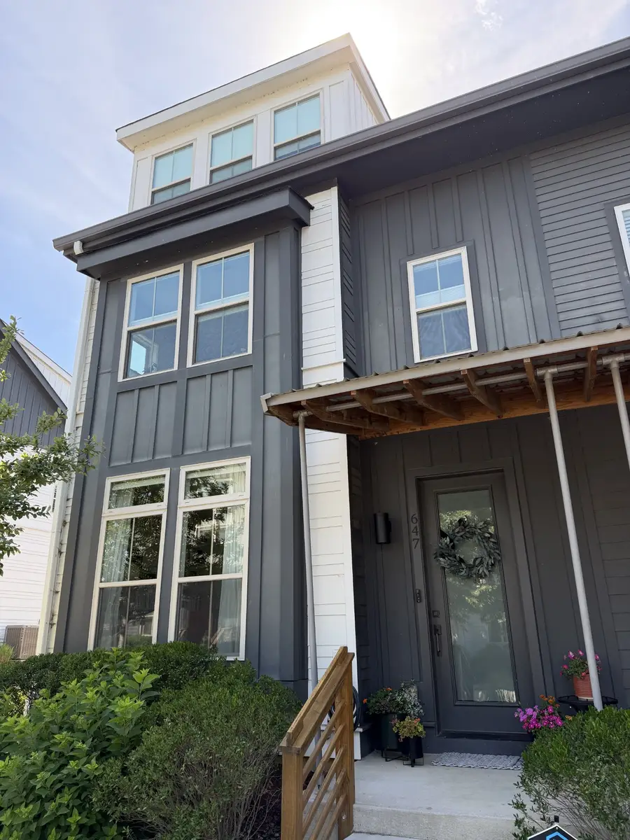 647 Nashua Ln, Nashville, TN 37209 - #2