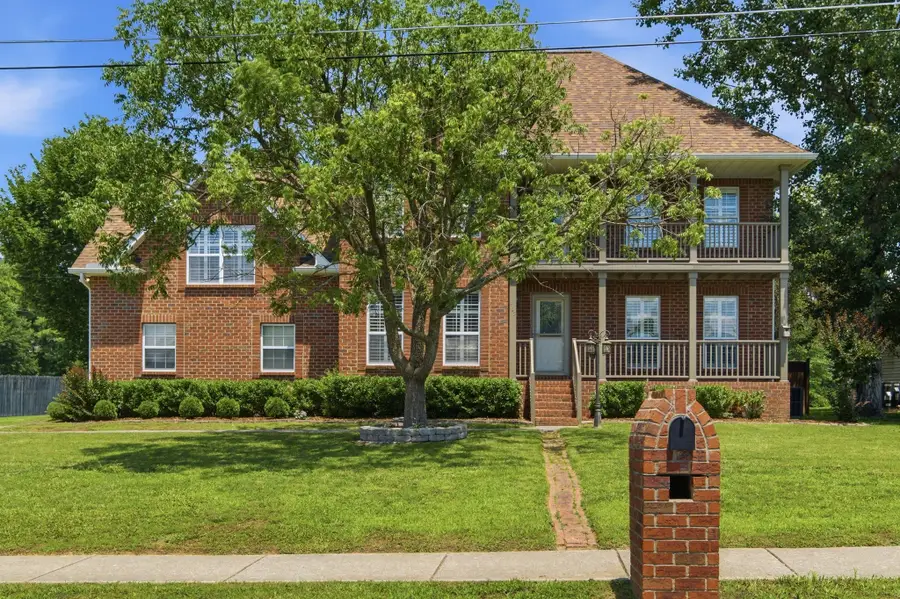 465 Remington Ave, Gallatin, TN 37066 - #3