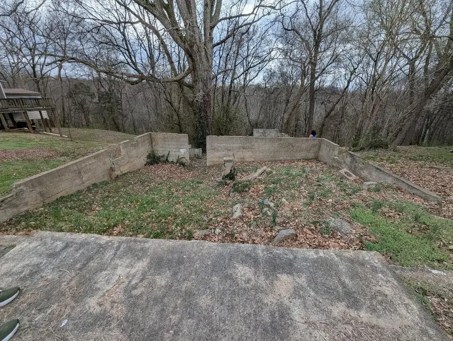 212 Bluff Street, McMinnville, TN 37110 - #2