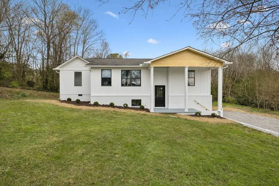 614 Shoemaker Street, Athens, TN 37303 - #2