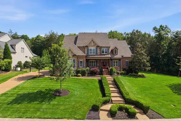 9618 Stonebluff Dr, Brentwood, TN 37027