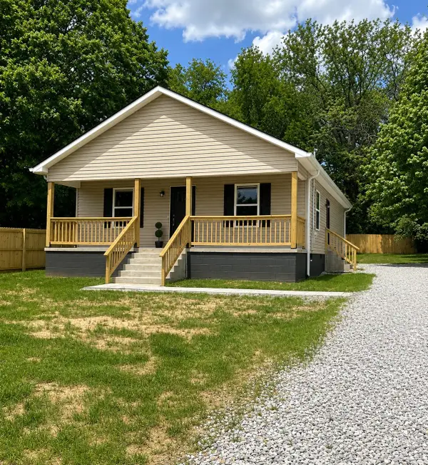 109 Spruce St, Cowan, TN 37318