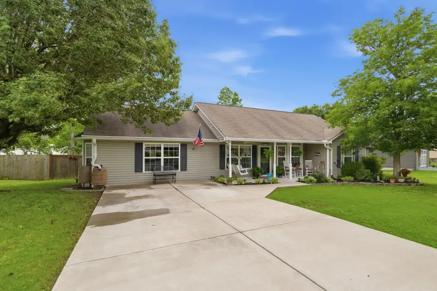 337 Lake Forest Dr, La Vergne, TN 37086 - #2