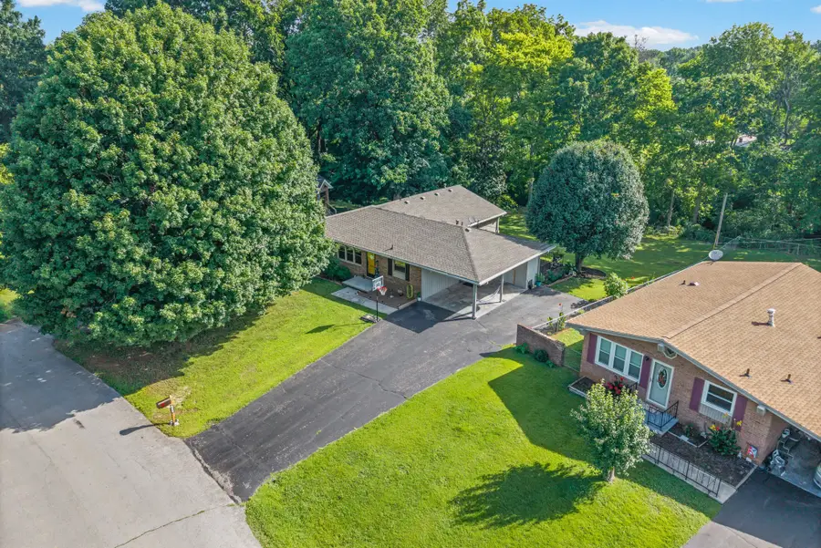404 Colonial Ter, Hopkinsville, KY 42240 - #3