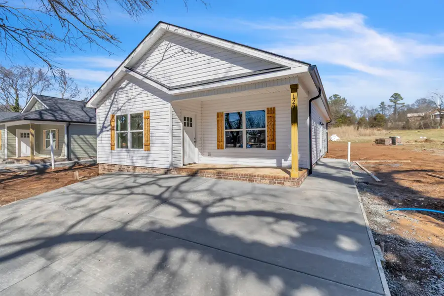 129 Lindon Street, Benton, TN 37307 - #2