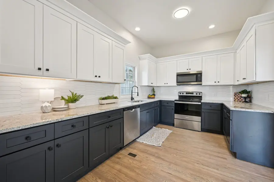 3213 Alpine Ave, Nashville, TN 37218 - #3