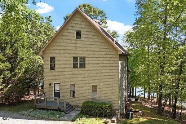 160 Stillwater Ln, Roxboro, NC 27574