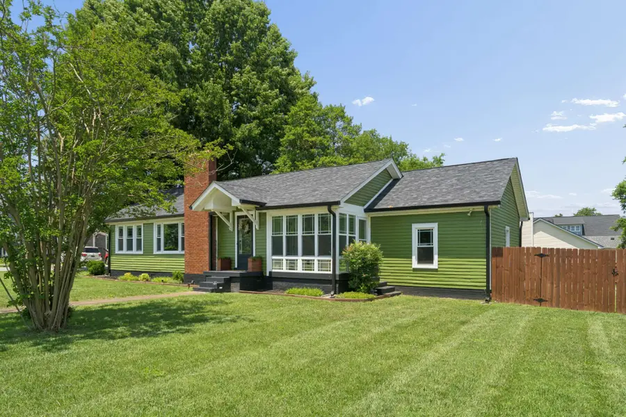 300 Drake St, Goodlettsville, TN 37072 - #2