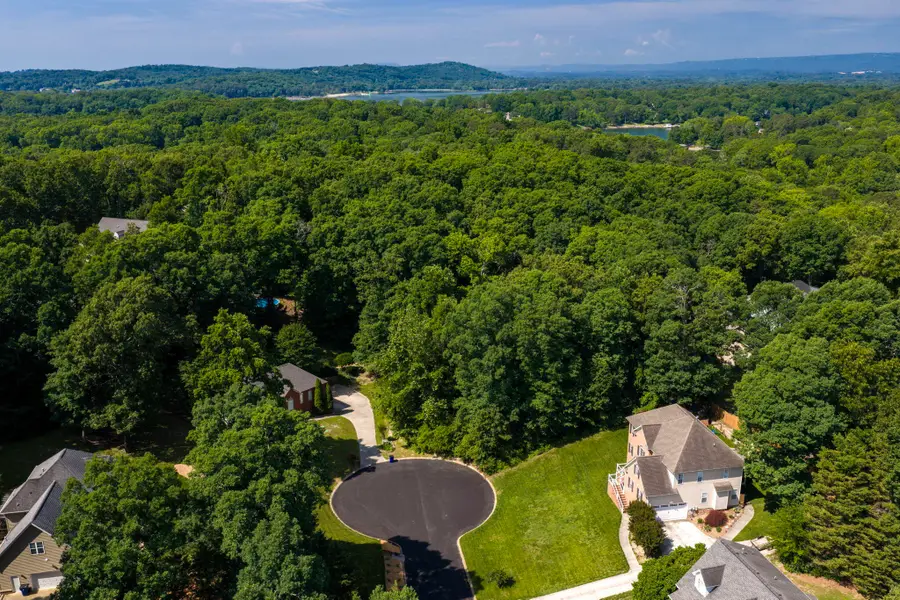 8801 College Station Lane, Soddy Daisy, TN 37379 - #2