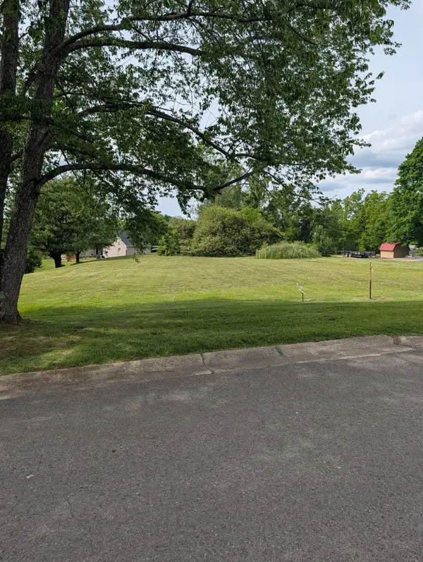 105 Fairlane Drive, Shelbyville, TN 37160