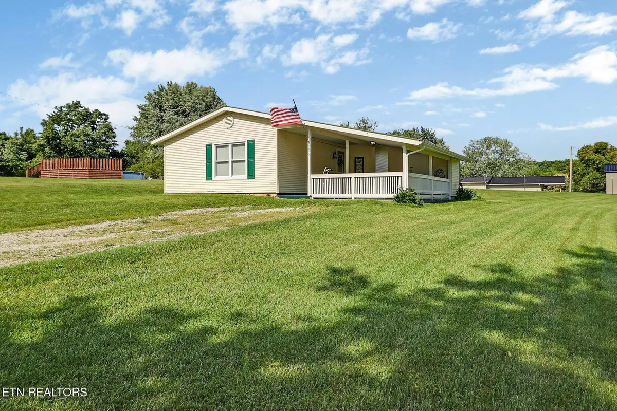 1019 Lincoln Rd, Jamestown, TN 38556 - #1