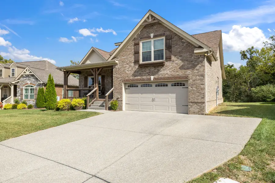 6027 Spade Dr, Spring Hill, TN 37174 - #3