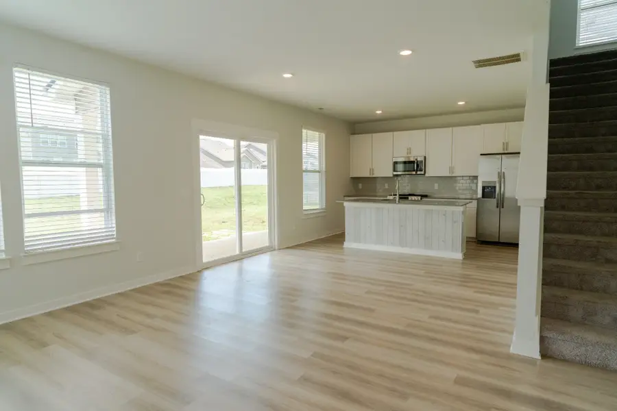 420 Wind Dance Dr, Lebanon, TN 37087 - #2