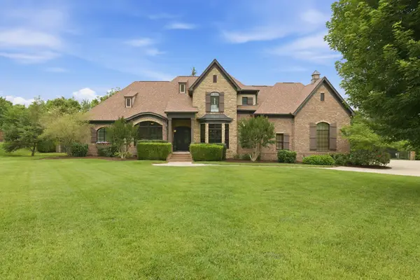 2228 Grey Cliff Dr, Franklin, TN 37064