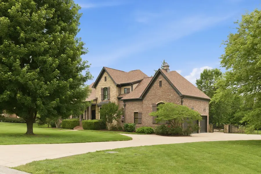 2228 Grey Cliff Dr, Franklin, TN 37064 - #2