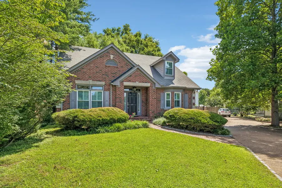 230 Harding Pl, Nashville, TN 37205 - #3