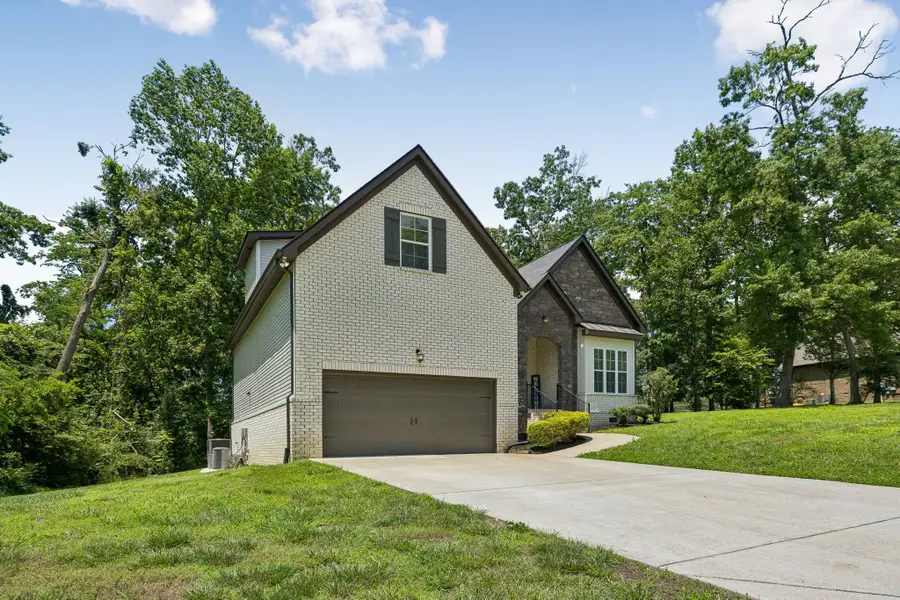 4530 General Forest Cir, Bon Aqua, TN 37025 - #3