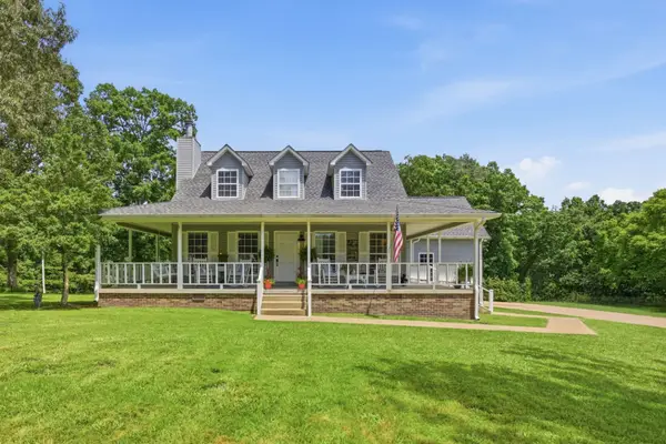 131 Pin Oaks Ln, Hohenwald, TN 38462