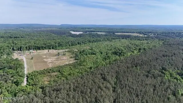 3801 Barker Camp Rd, Dunlap, TN 37327 - #2
