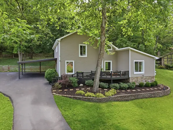7057 Cotton Blossom Ln, Nashville, TN 37221