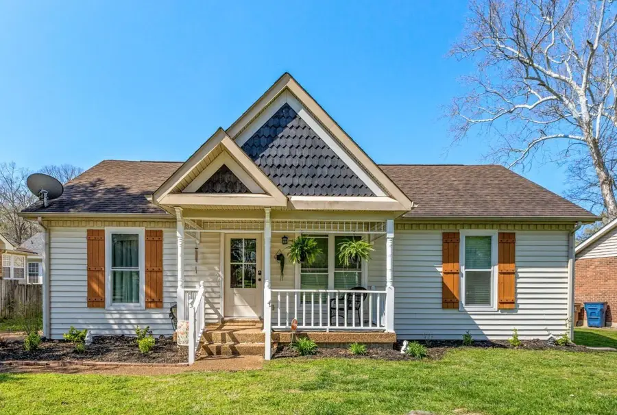 105 Heathcote Ct, Goodlettsville, TN 37072 - #2