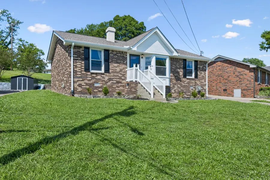 104 Spruce Dr, Hendersonville, TN 37075 - #3