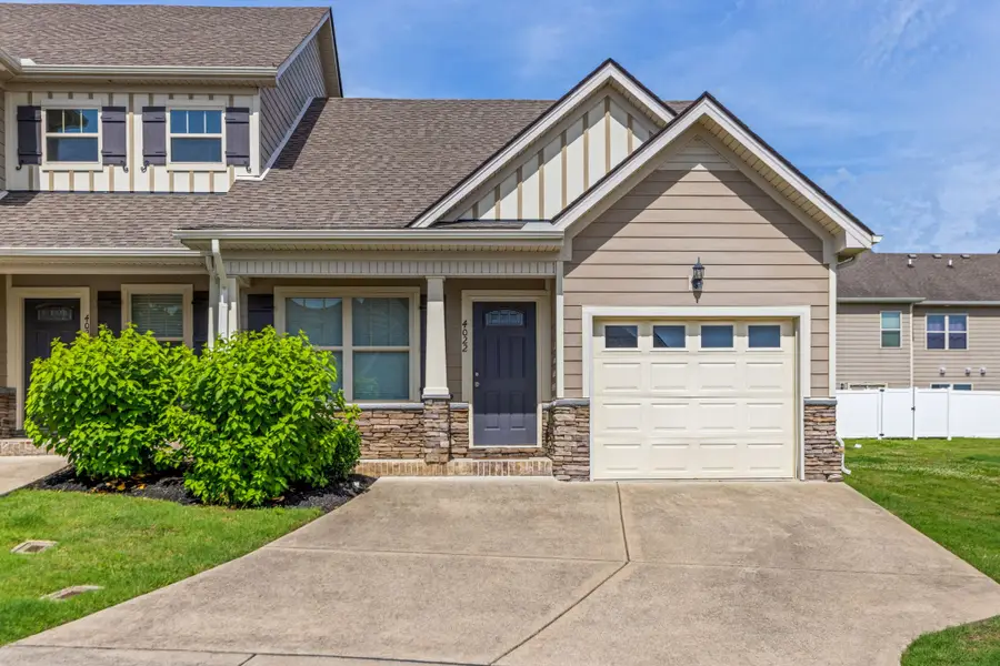 4022 Commons Dr, Spring Hill, TN 37174 - #2