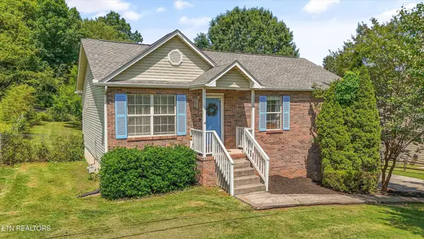 5956 Warrenpark Lane, Knoxville, TN 37912