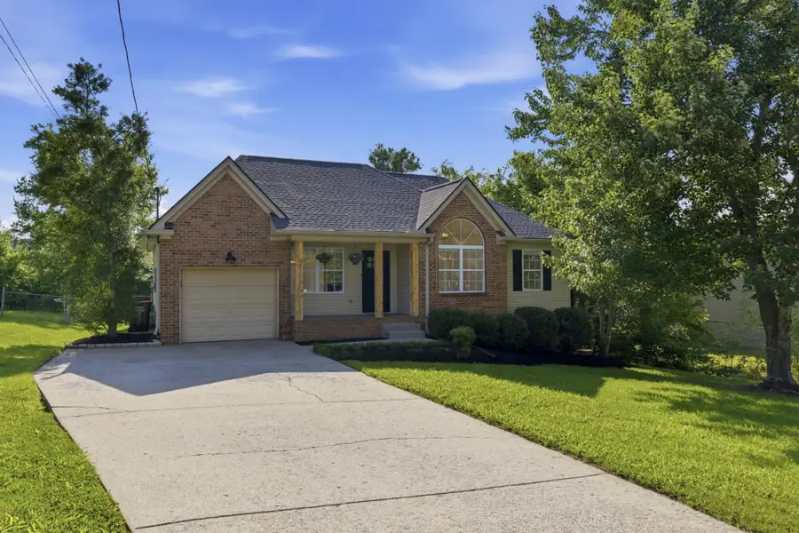 131 Cimmaron Dr, Goodlettsville, TN 37072 - #2