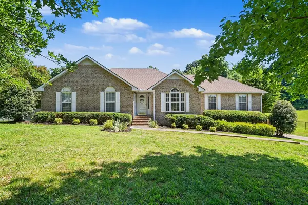 1029 Nina Dr, Springfield, TN 37172