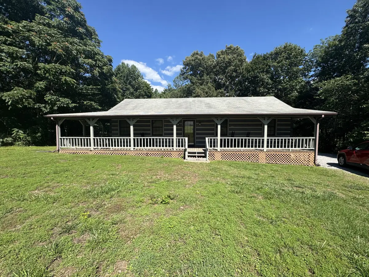 312 Grand View Dr, Smithville, TN 37166 - #1