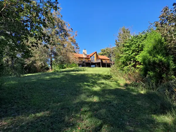 1027 Garland Hollow Rd, Pegram, TN 37143